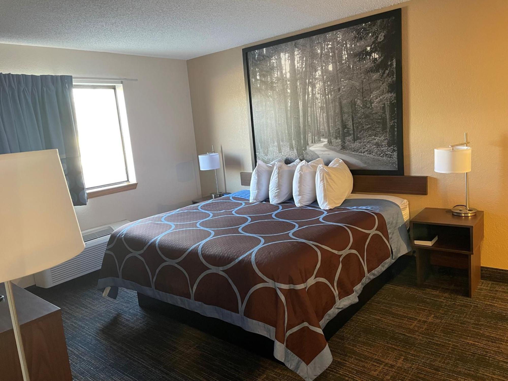 Super 8 by Wyndham Bemidji MN Hotel Eksteriør billede