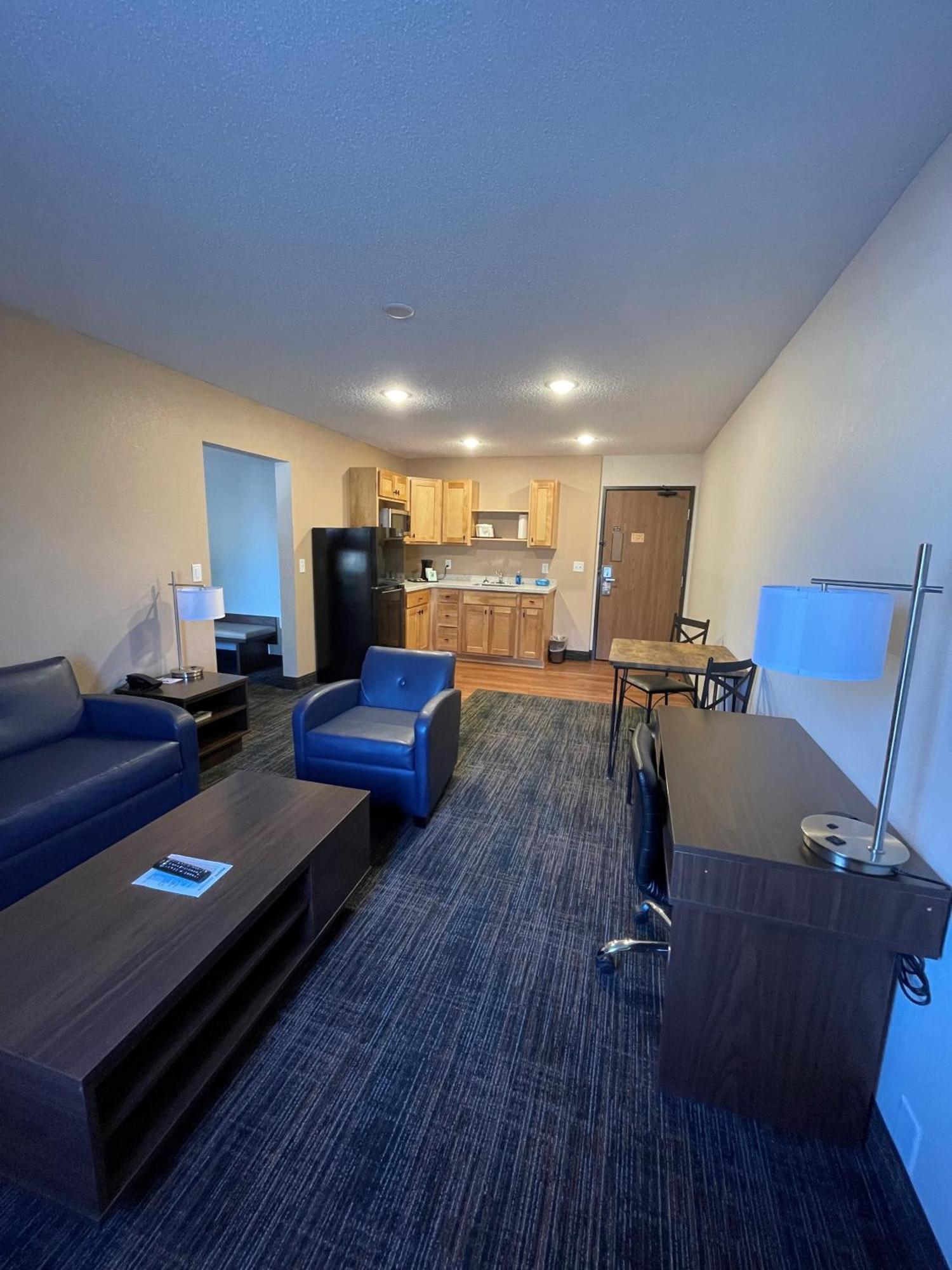 Super 8 by Wyndham Bemidji MN Hotel Eksteriør billede