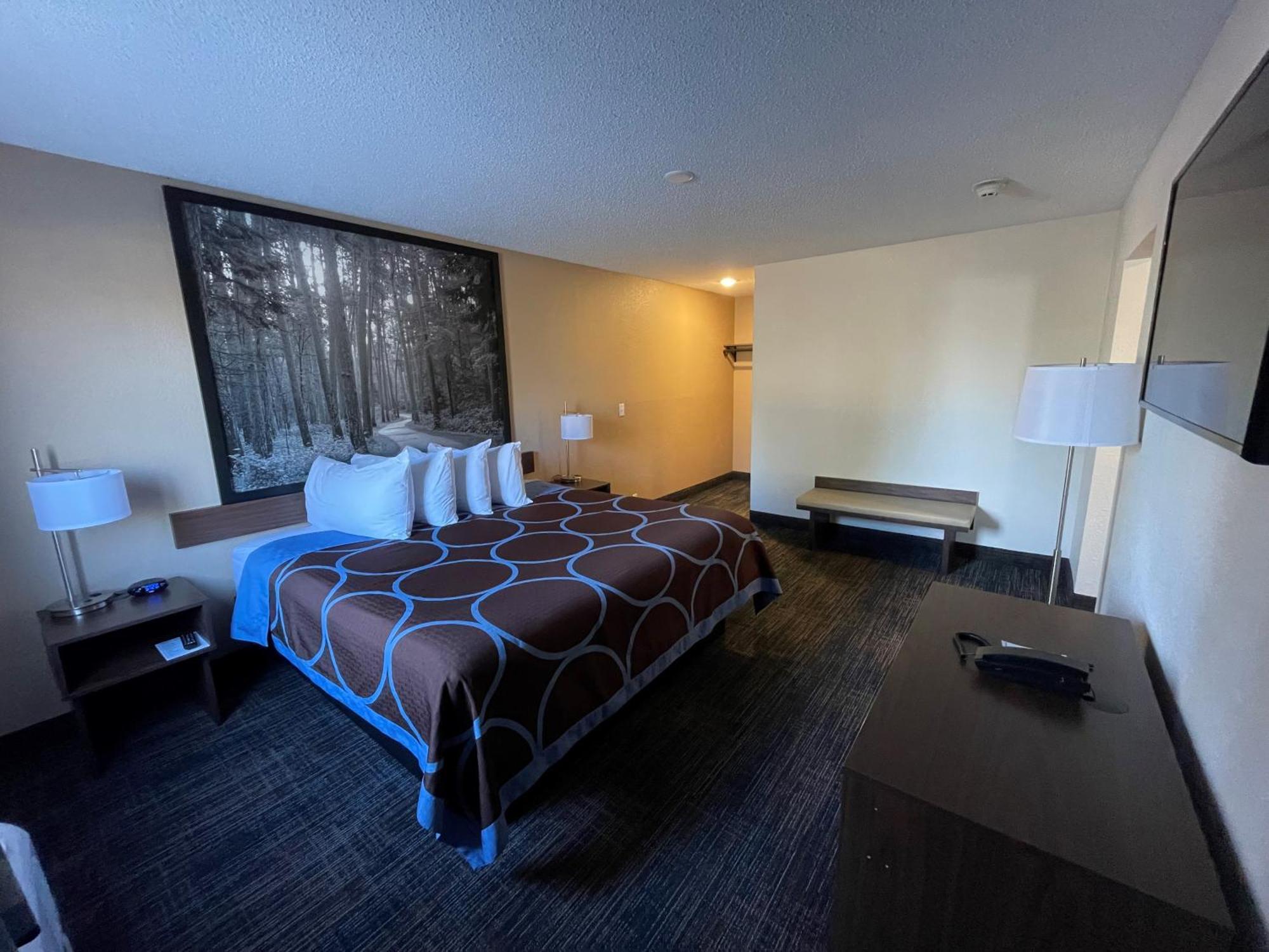 Super 8 by Wyndham Bemidji MN Hotel Eksteriør billede